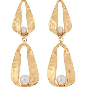 Linked 2 Hollow Teardrop & Pearl Earrings